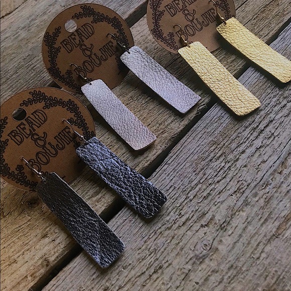 Genuine Metallic Leather Rectangle Bar Shaped Lightweight Dangle Earrings - Picture 7 of 8